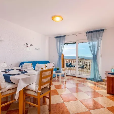 Apartment Mit Balkon Und Meerblick Crikvenica